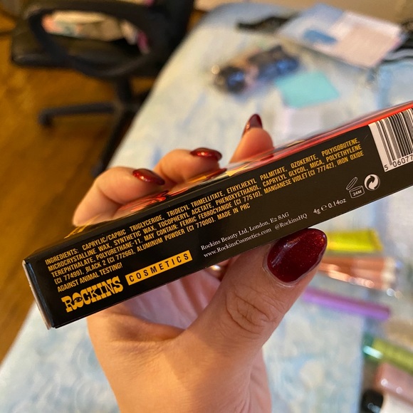 Hot Mess Cosmetics - Eye shadow - Picture 4 of 4